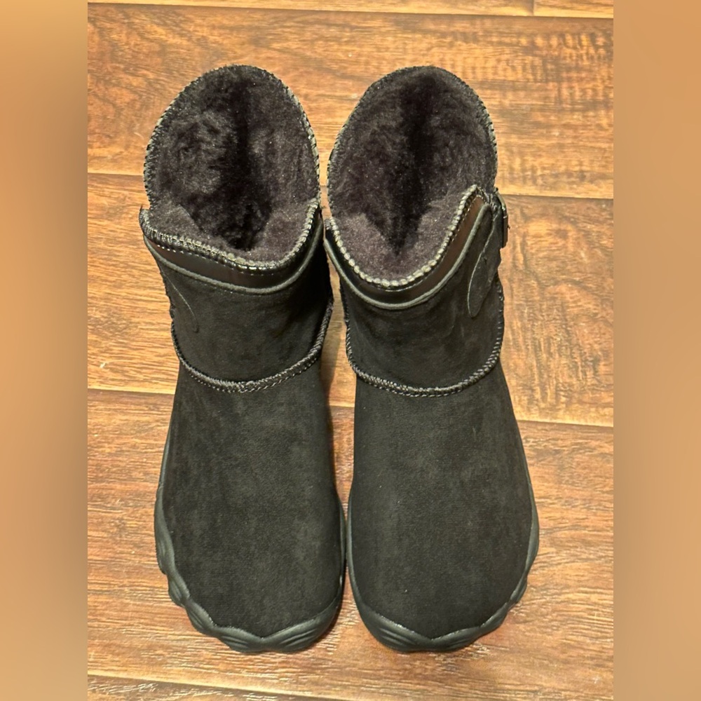 Hike Footwear Women’s Black Suede Ankle Boots with Faux Shearling Lining